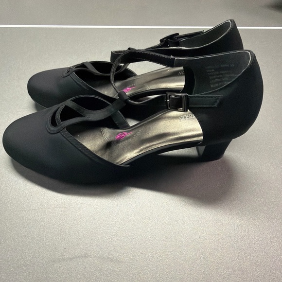 Ros Hommerson Heidi Black T-Strap Buckle Heels Women Shoes Size 8 Wide - Picture 7 of 9